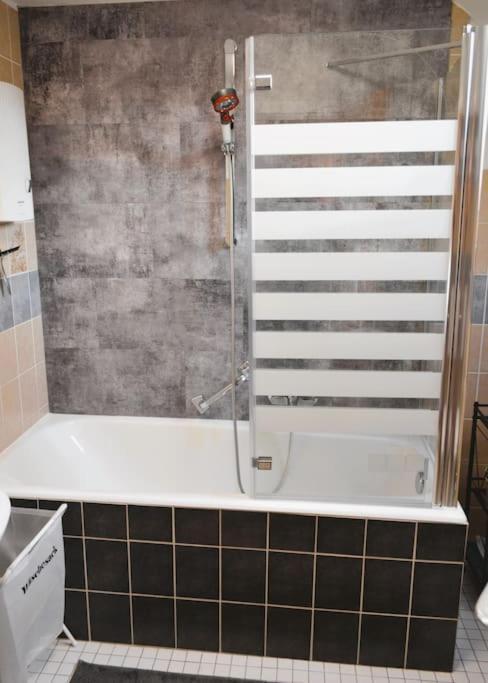 Ferienwohnung Am Bollenbach Idar-Oberstein Bagian luar foto